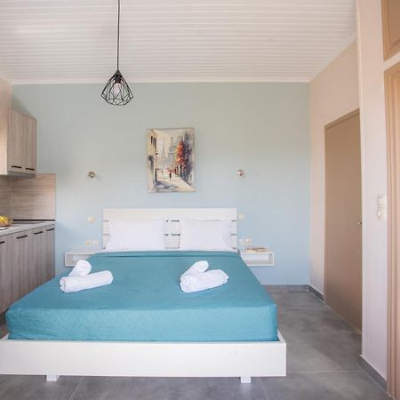 Eros Appartments Kalamítsi Buitenkant foto