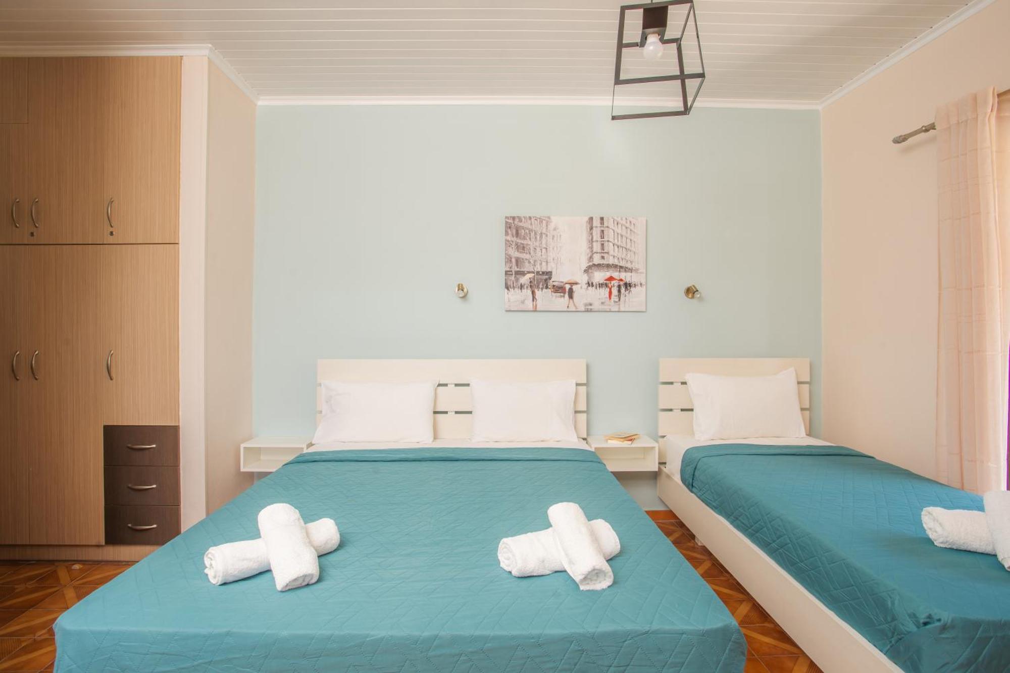 Eros Appartments Kalamítsi Buitenkant foto